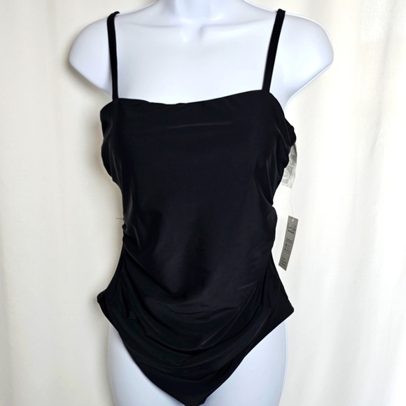 1.🆕 Small Cupshe Shirred Cutout One Piece Black Swimsuit - Picture 1 of 5
